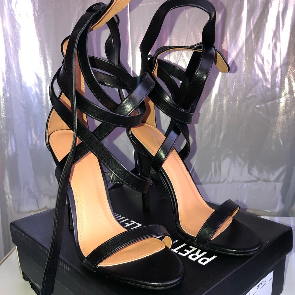 BLACK PU LACE UP HEELS